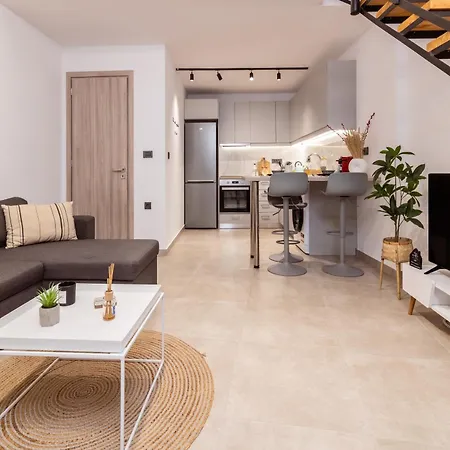 Elena's By The Sea Maisonette Apartment
