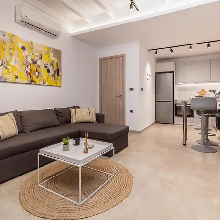 Apartment Elena's By The Sea Maisonette *